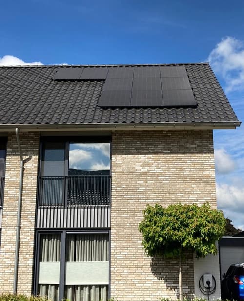 Jolywood Zonnepanelen Haaksbergen 768x1024